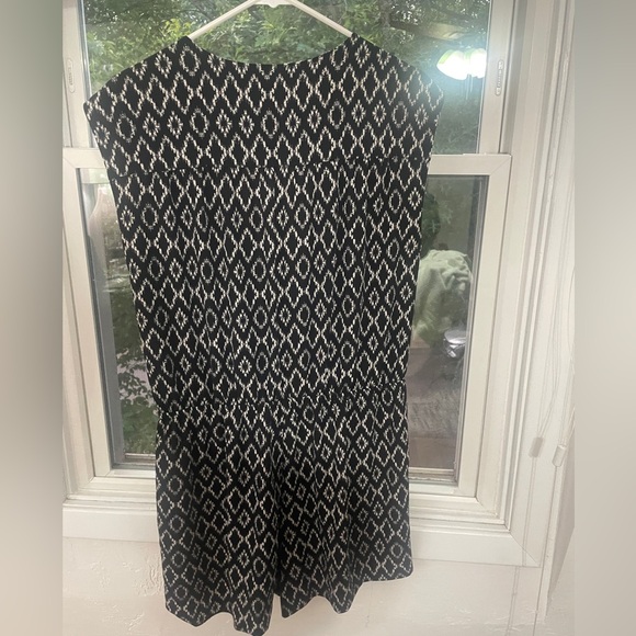 Banana Republic Black and White Romper - Picture 7 of 8